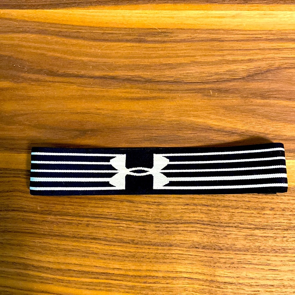 Under armour head band